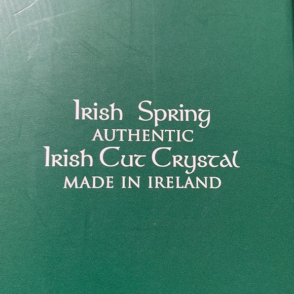 Irish spring vase - Picture 4 of 8